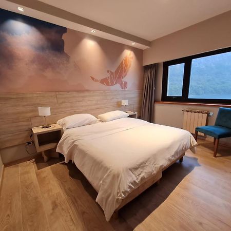 Hotel Alun Nehuen San Carlos de Bariloche Dış mekan fotoğraf