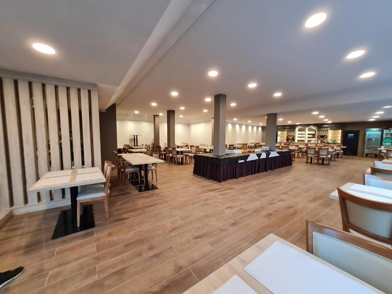 Hotel Alun Nehuen San Carlos de Bariloche Dış mekan fotoğraf