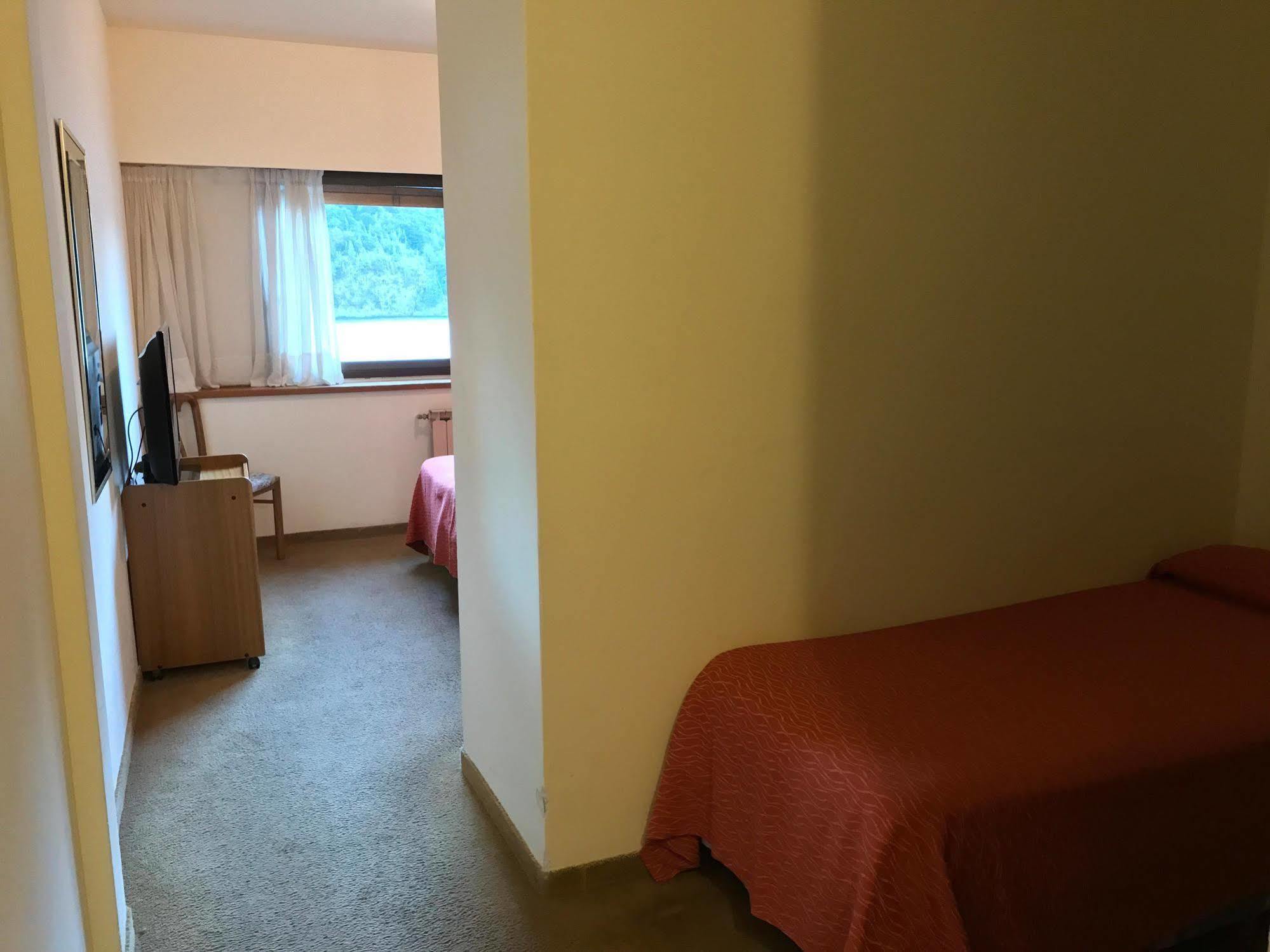 Hotel Alun Nehuen San Carlos de Bariloche Dış mekan fotoğraf