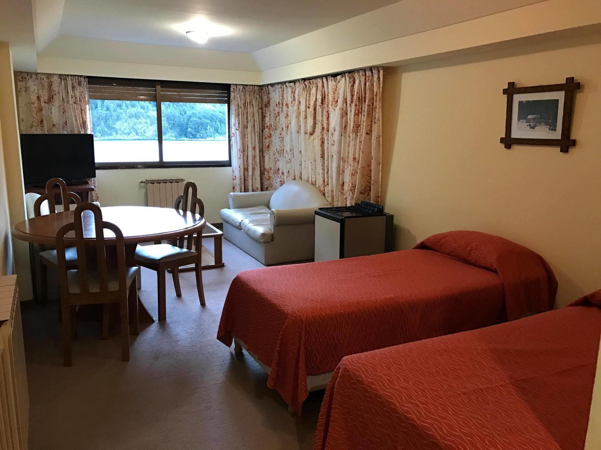 Hotel Alun Nehuen San Carlos de Bariloche Dış mekan fotoğraf