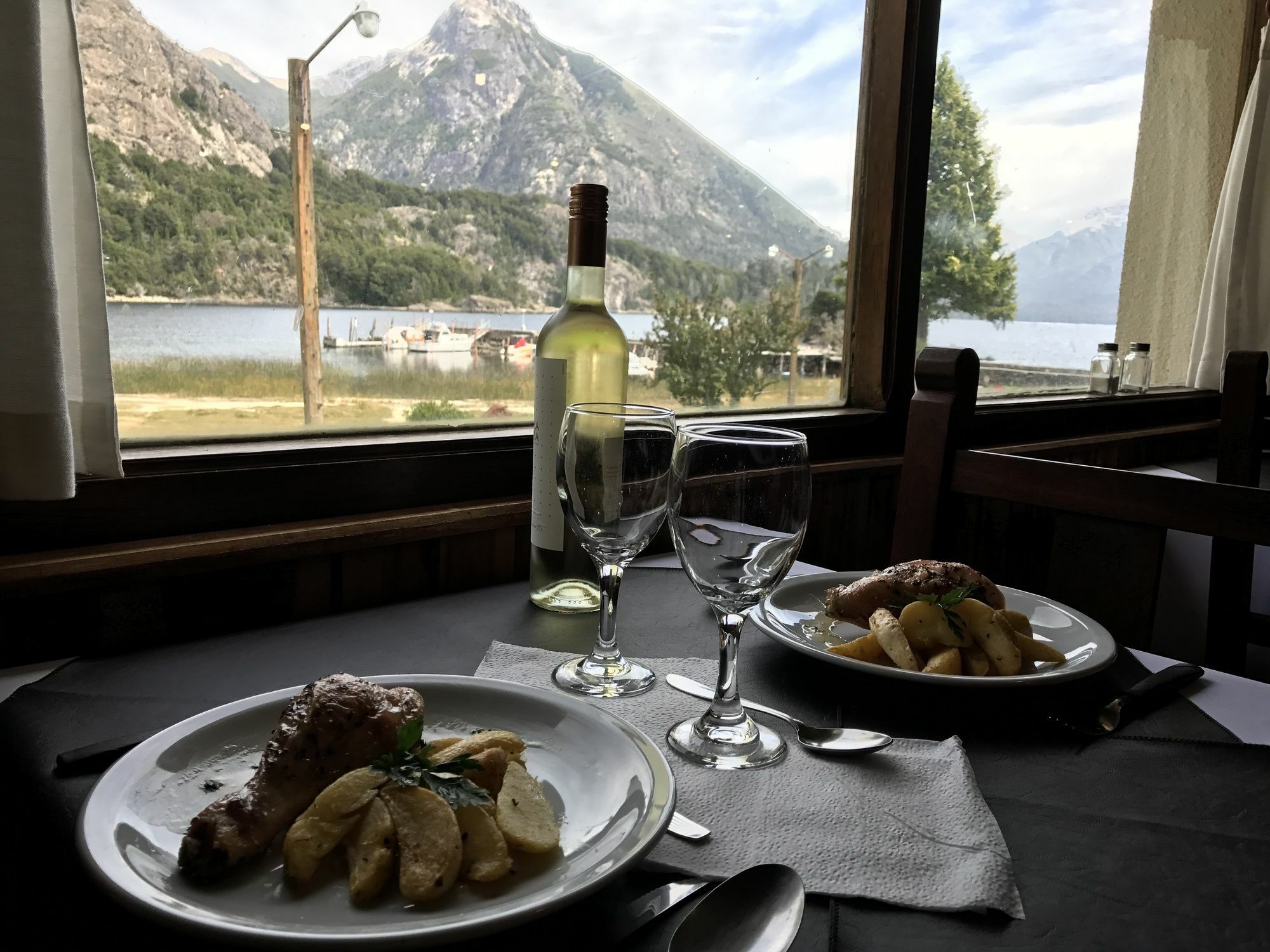 Hotel Alun Nehuen San Carlos de Bariloche Dış mekan fotoğraf