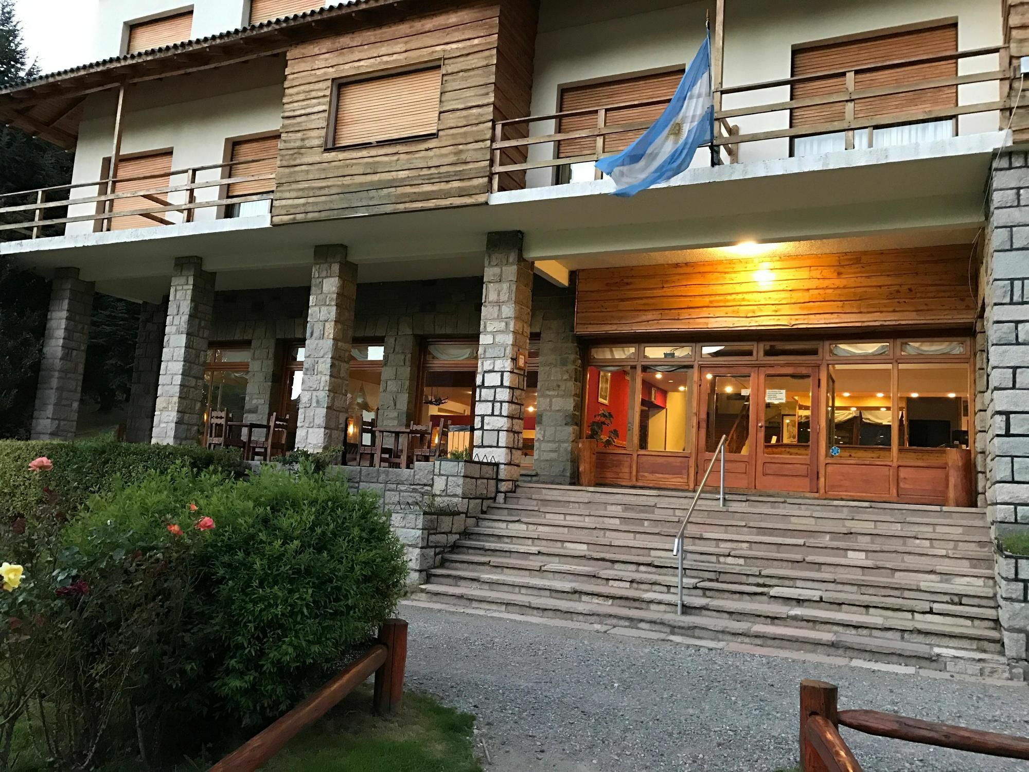 Hotel Alun Nehuen San Carlos de Bariloche Dış mekan fotoğraf